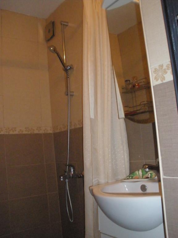 פלבן Comfort Guest Rooms מראה חיצוני תמונה