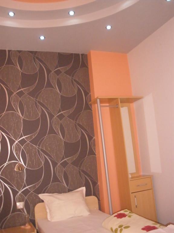 פלבן Comfort Guest Rooms מראה חיצוני תמונה