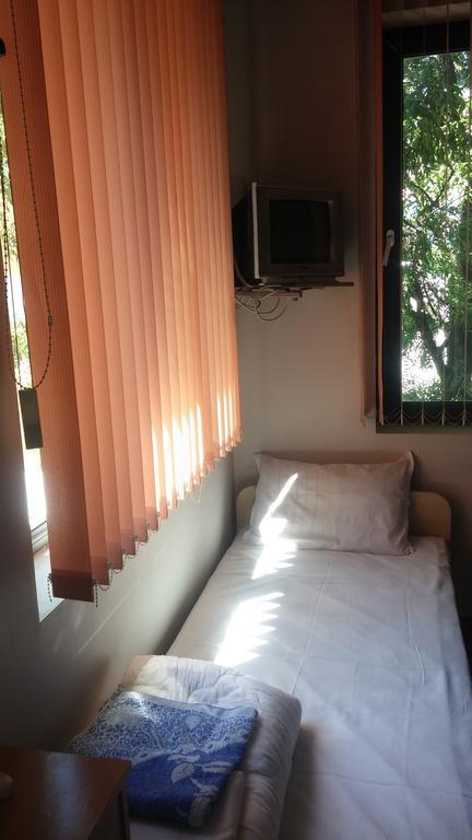 פלבן Comfort Guest Rooms מראה חיצוני תמונה