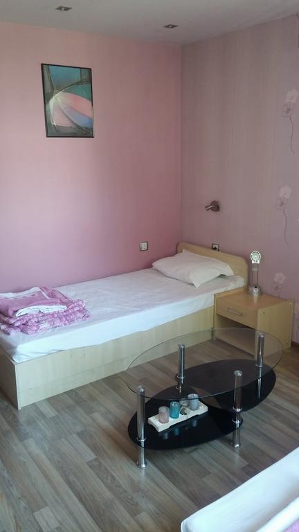 פלבן Comfort Guest Rooms מראה חיצוני תמונה
